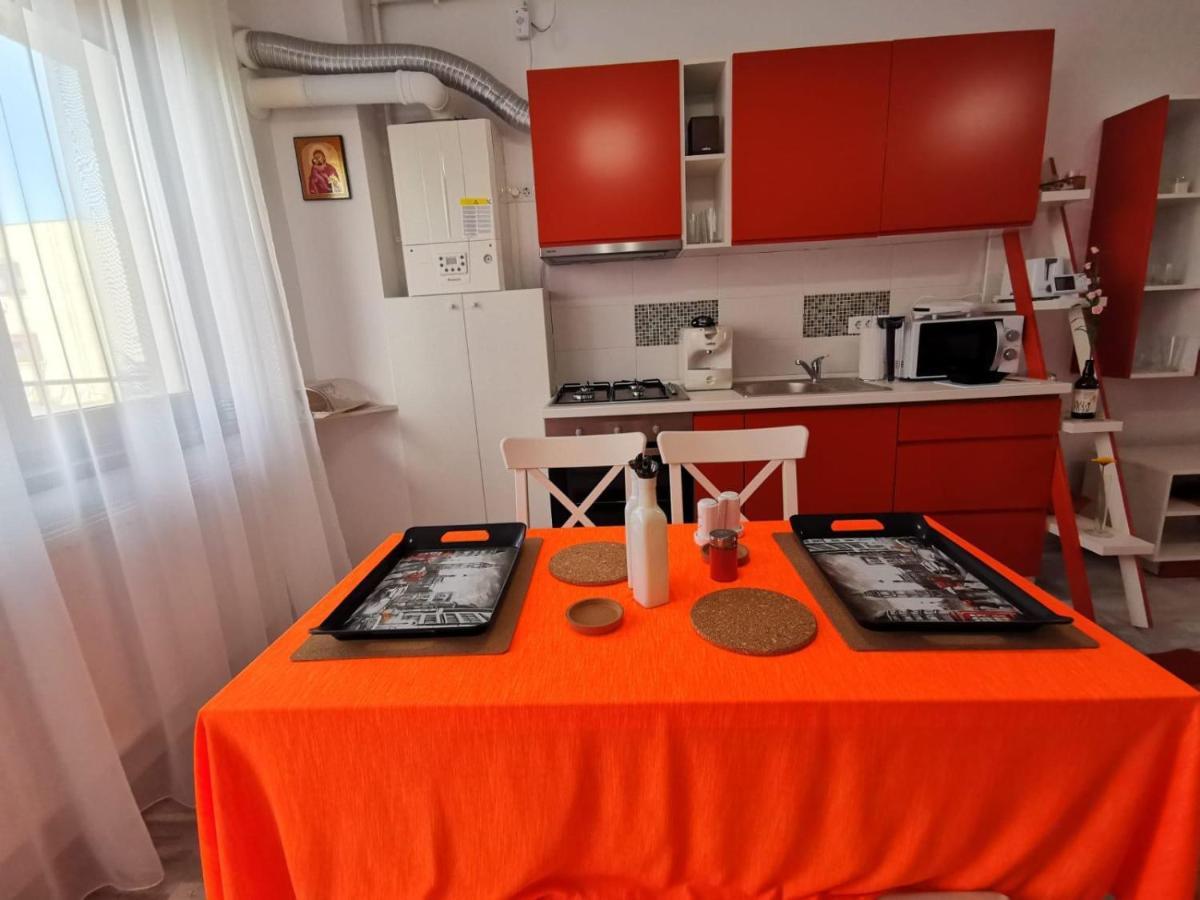 Orange Apartment-Brilliant Apartments Constanţa Eksteriør billede